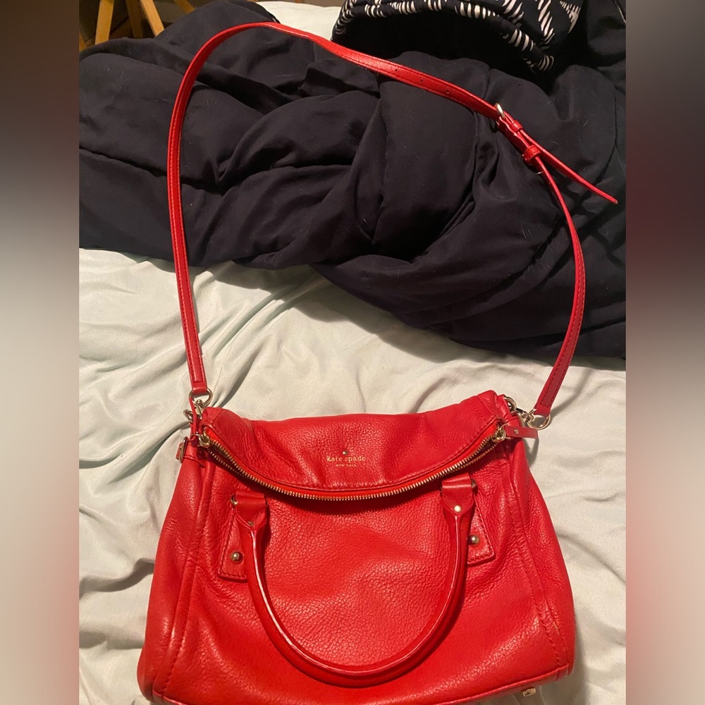 Kate Spade Red Shoulder Bag with Classic Design